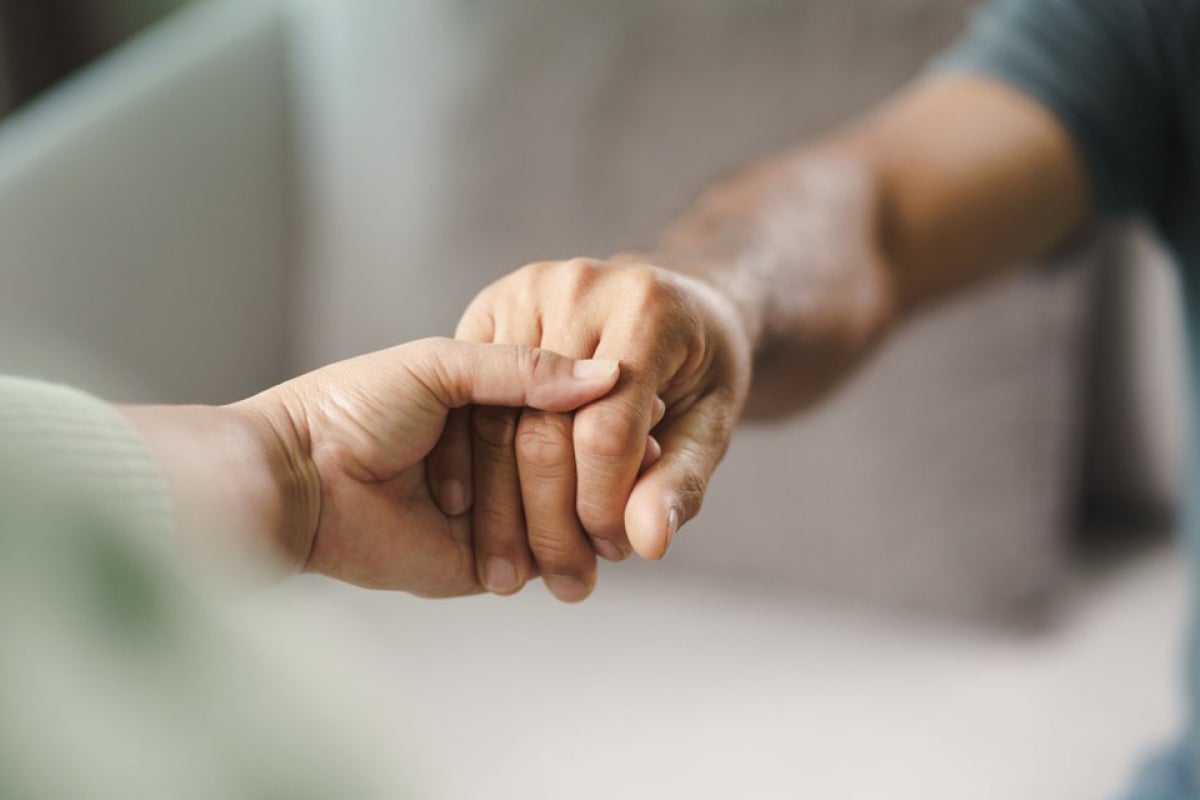 holding hands closeup 