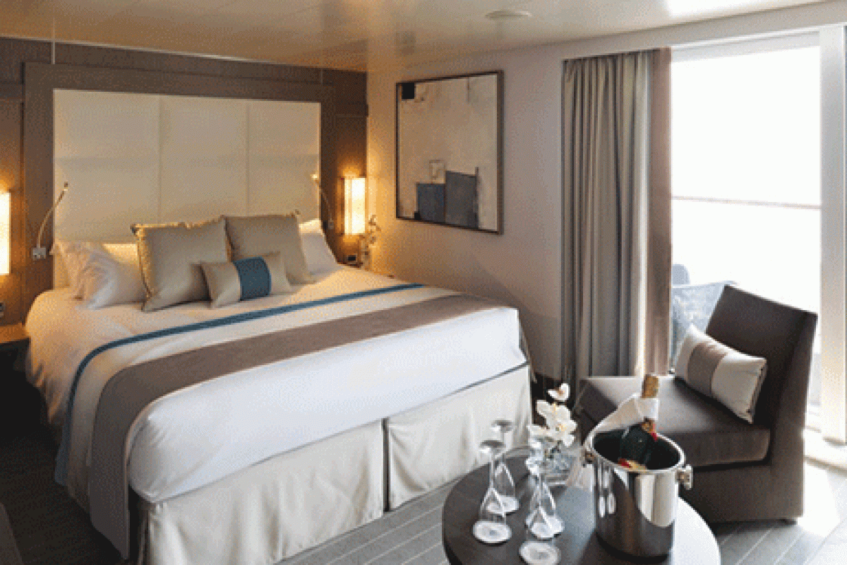 Le Lyrial Stateroom 