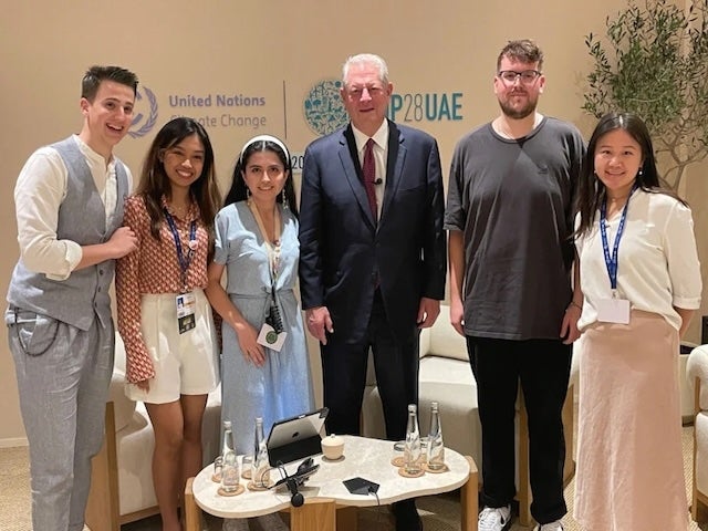 Harvard College students met former vice president Al Gore with members of the official UNFCCC Youth Constituency media team