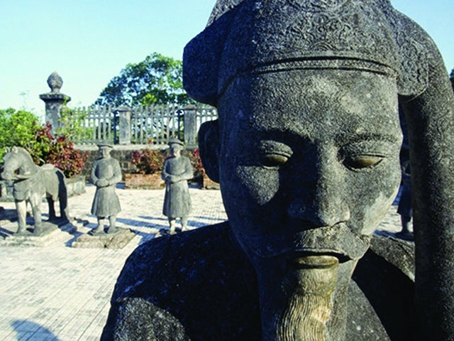 Statuary Hue