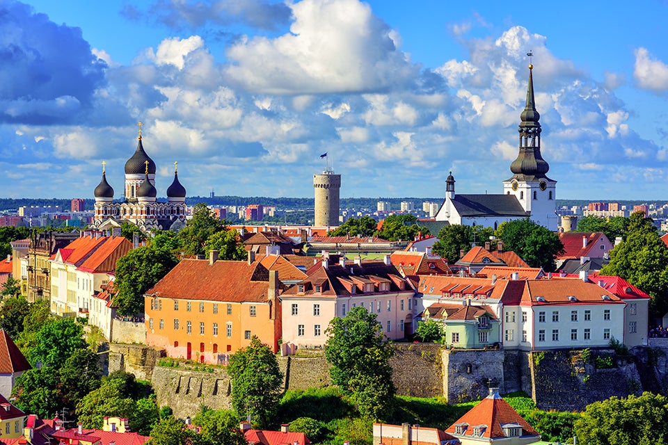 tallinn skyline