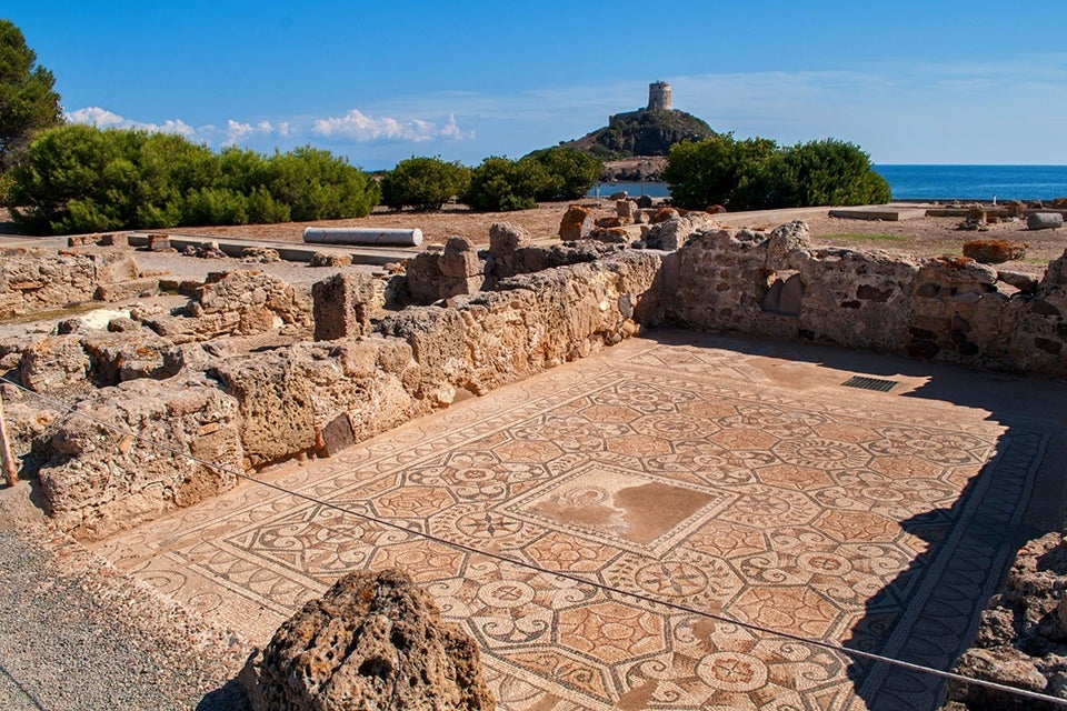 Excavation of mosaic floor
